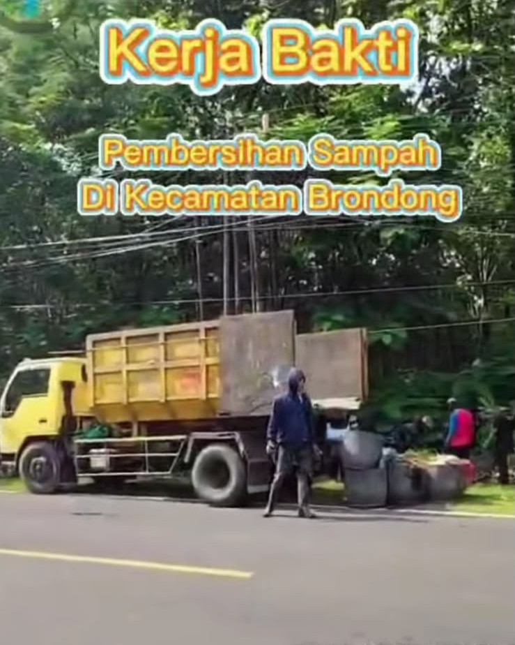 Kerja Bakti Pembersihan Sampah di Kecamatan Brondong