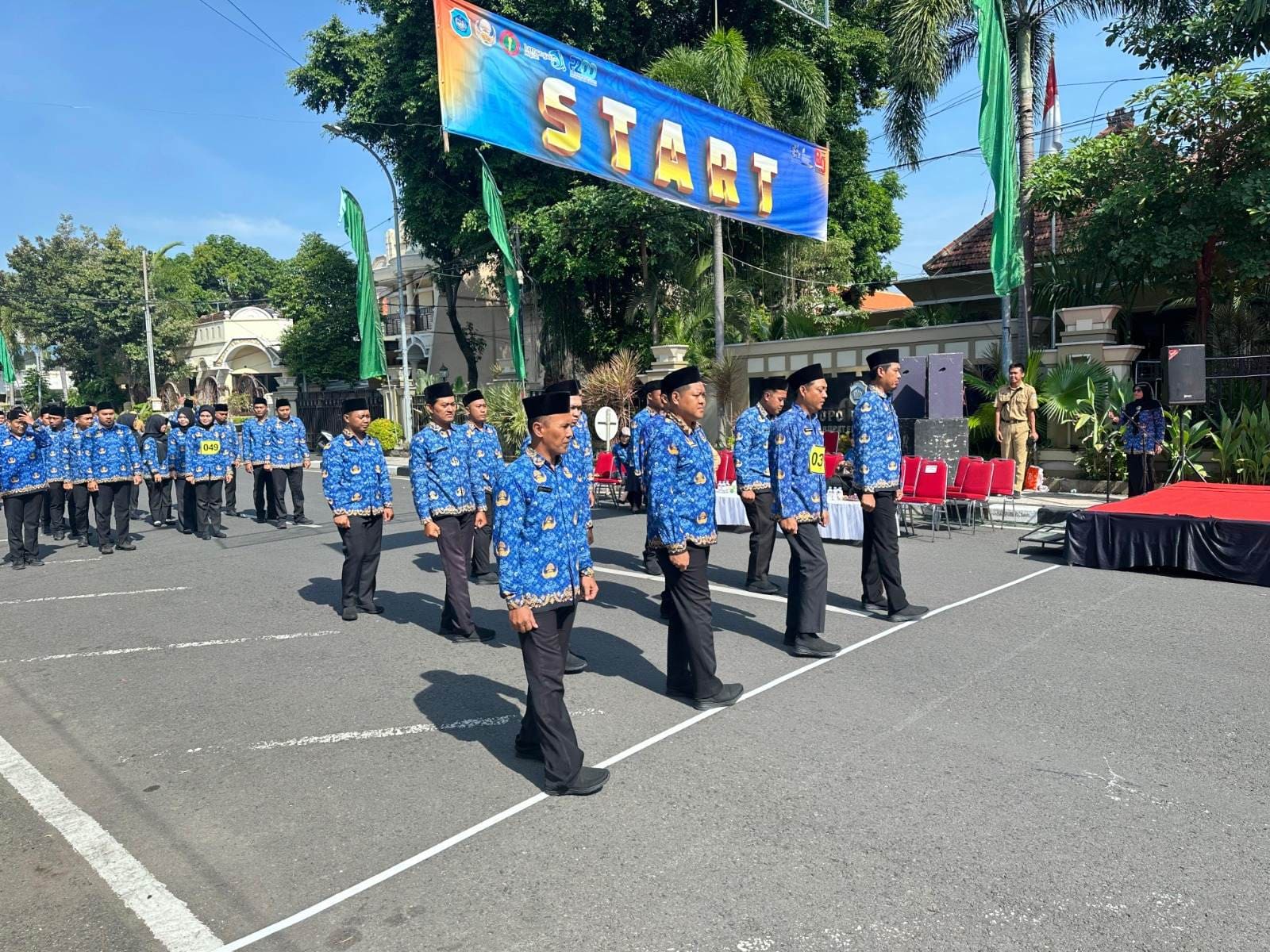 Foto: Dinas Peternakan dan Kesehatan Hewan Lamongan Semarakkan HUT KORPRI ke-54 Melalui Lomba Gerak Jalan