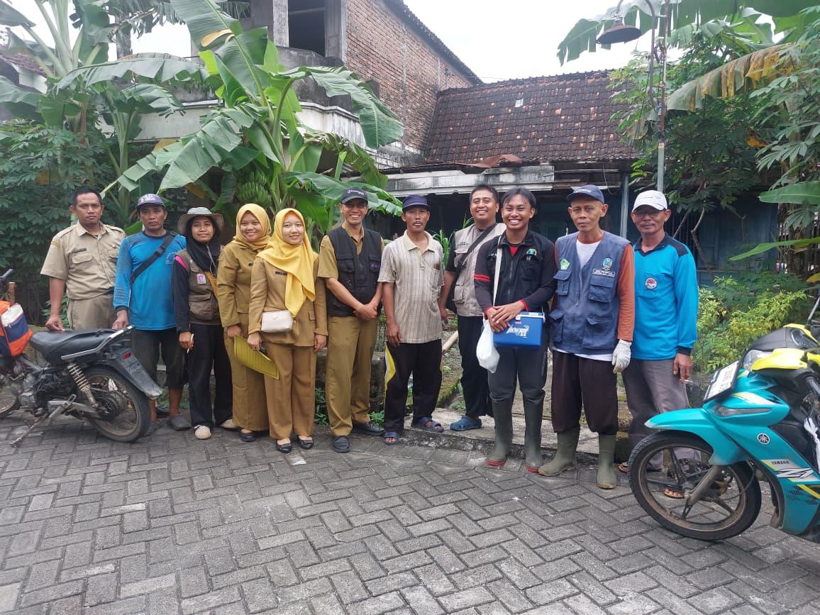 Monitoring Vaksinasi PMK di Kecamatan Laren dan Paciran