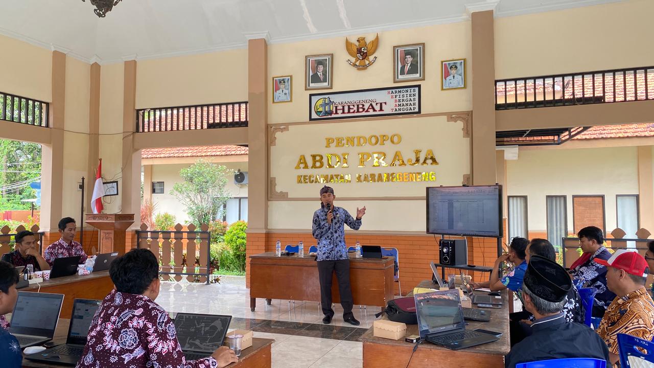 Foto: Sosialisasi Pengisian SIPD oleh Bapperida Lamongan Bersama Kecamatan Karanggeneng