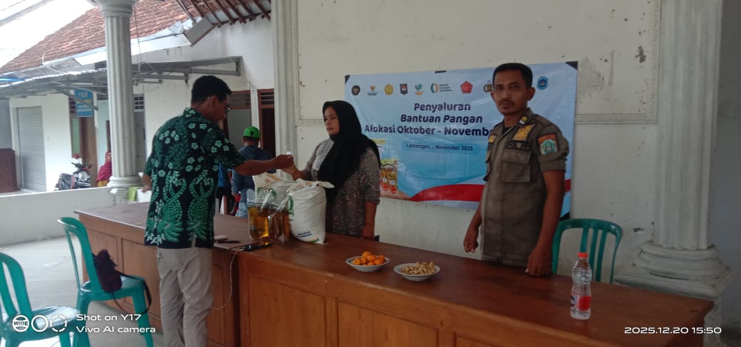 Foto: Monitor penyaluran bantuan pangan alokasi Oktober - November 2025 di Desa Karangrejo kecamatan Karanggeneng