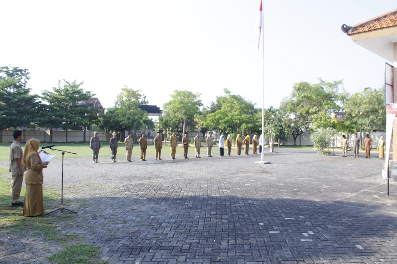 Foto: Apel Rutin Senin Pagi Kecamatan Karanggeneng, Perkuat Disiplin dan Semangat Pelayanan