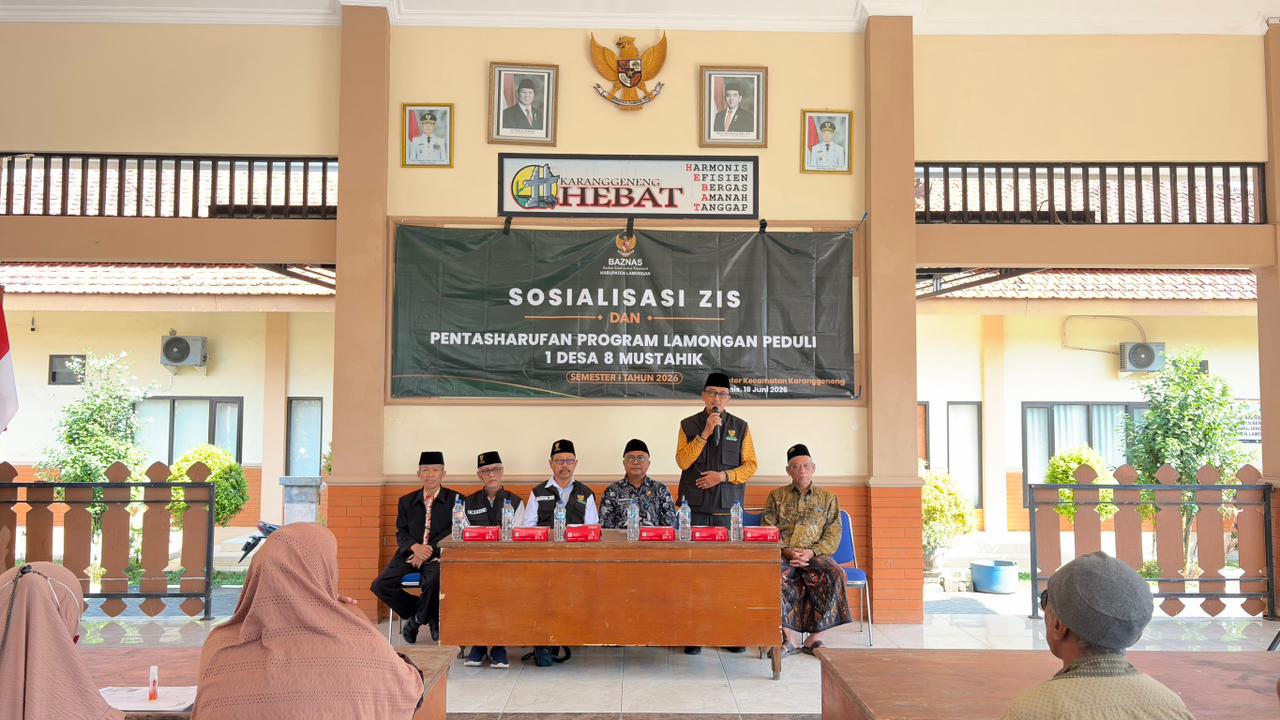 Foto: Pemerintah Kabupaten Lamongan Bersama BAZNAS Salurkan Bantuan Melalui Program 1 Desa 8 Mustahik di Kecamatan Karanggeneng