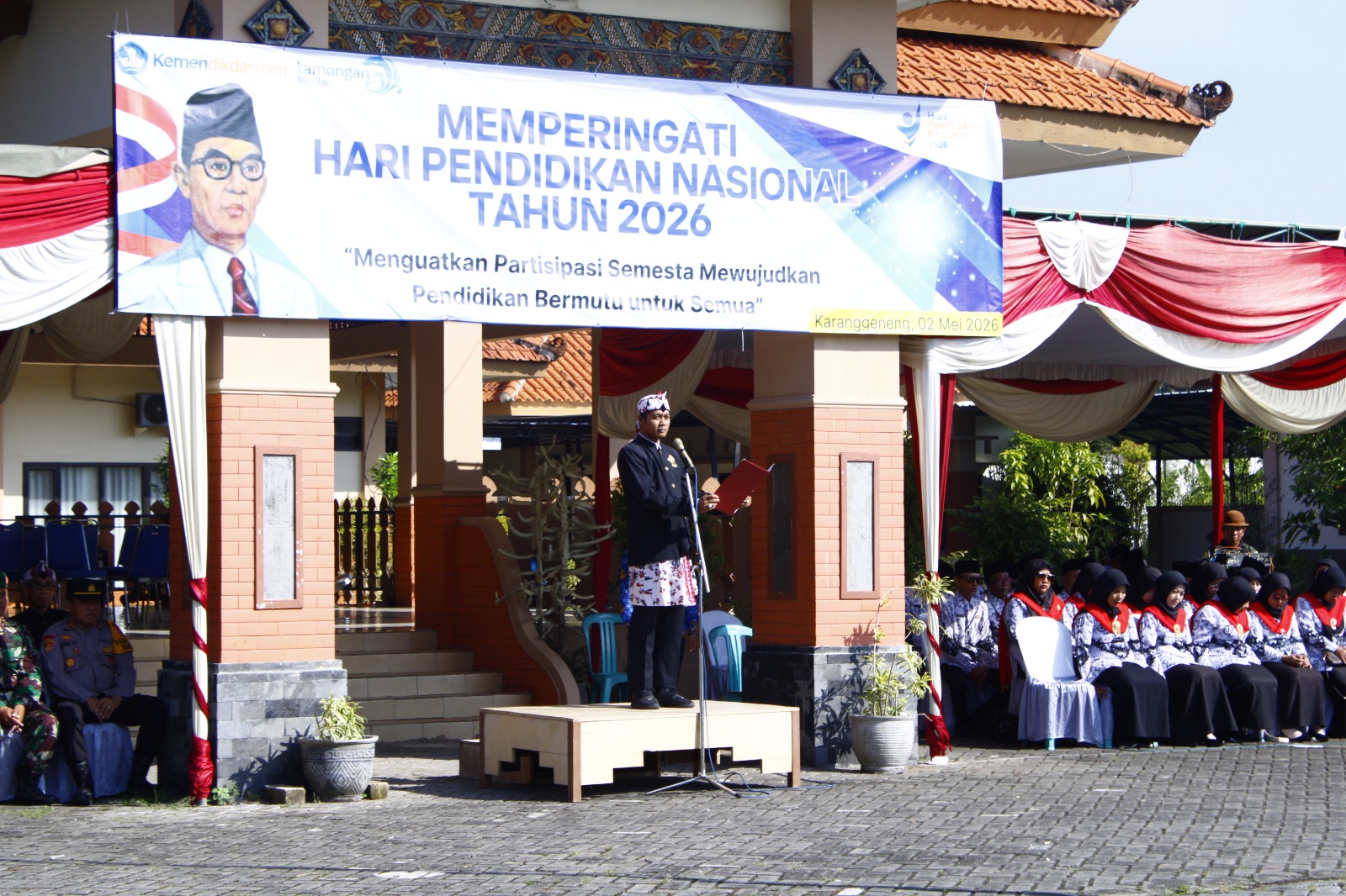 Foto: Upacara Hari Pendidikan Nasional di Kecamatan Karanggeneng Berlangsung Khidmat