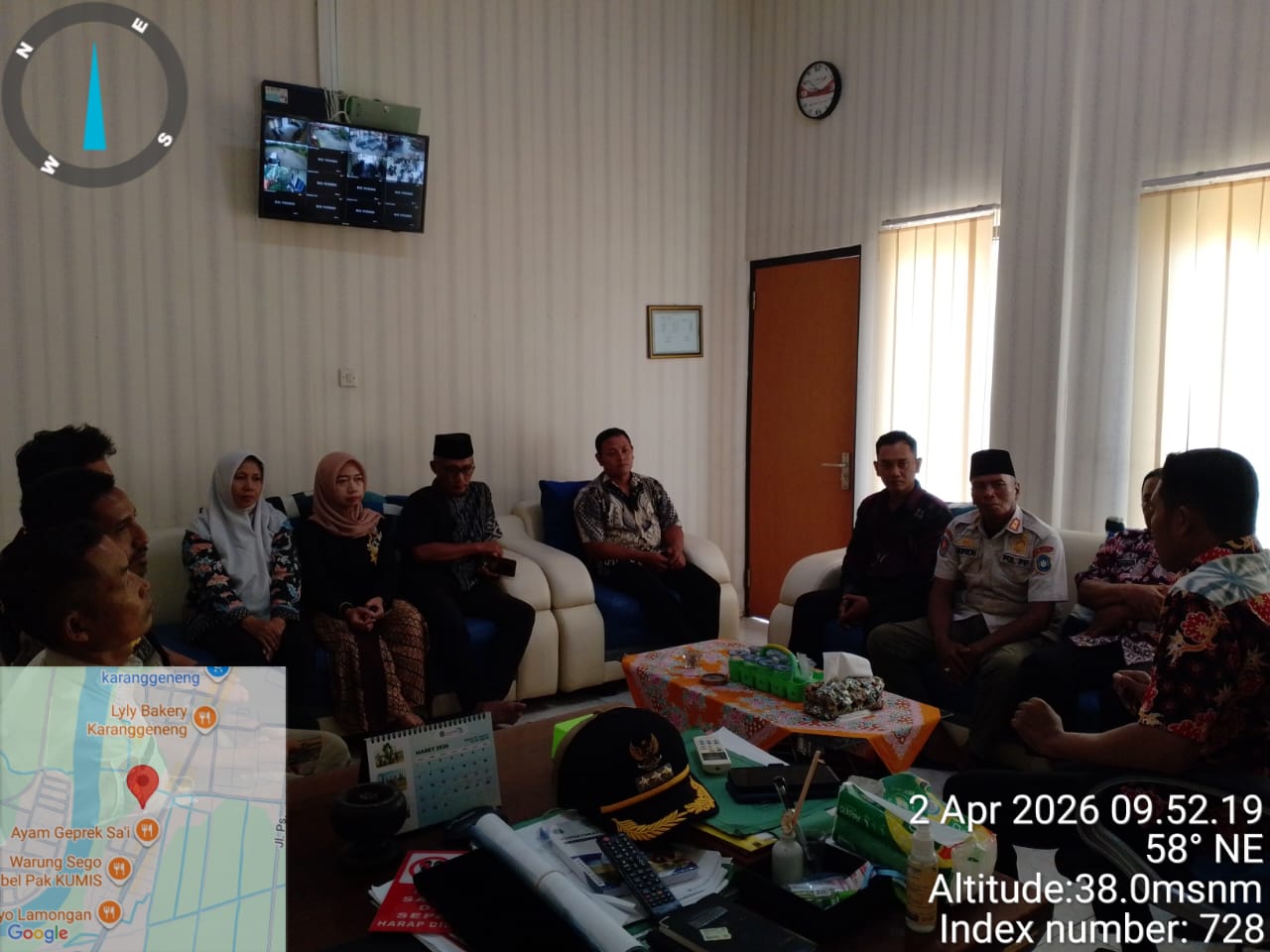Foto: Rapat Staf Kecamatan Karanggeneng