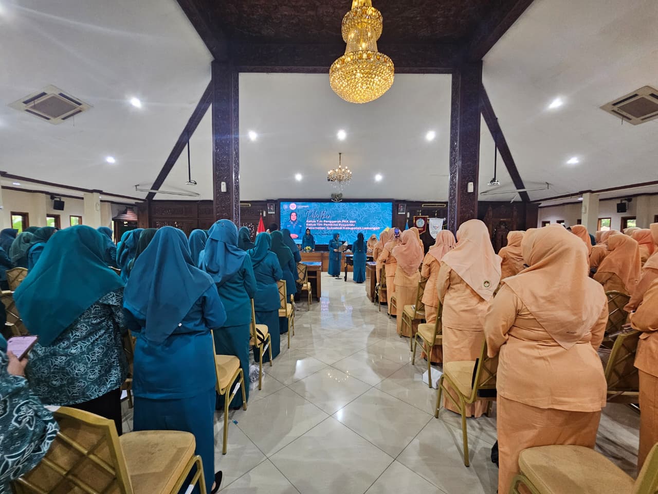 Foto: Pleno PKK di Pendopo Lokatantra