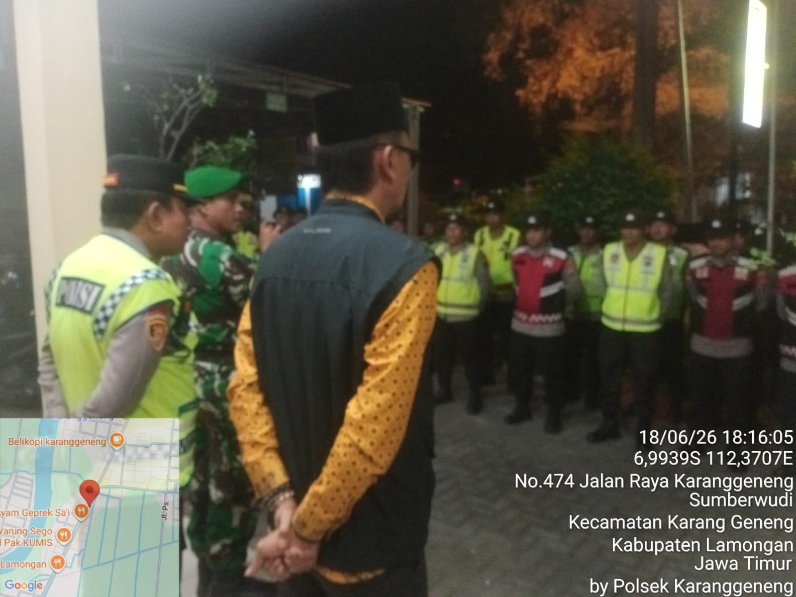 Foto: Polsek Karanggeneng Gelar Kegiatan Pengamanan, Waktu Pelaksanaan Disesuaikan Menjadi Pukul 18.00 WIB