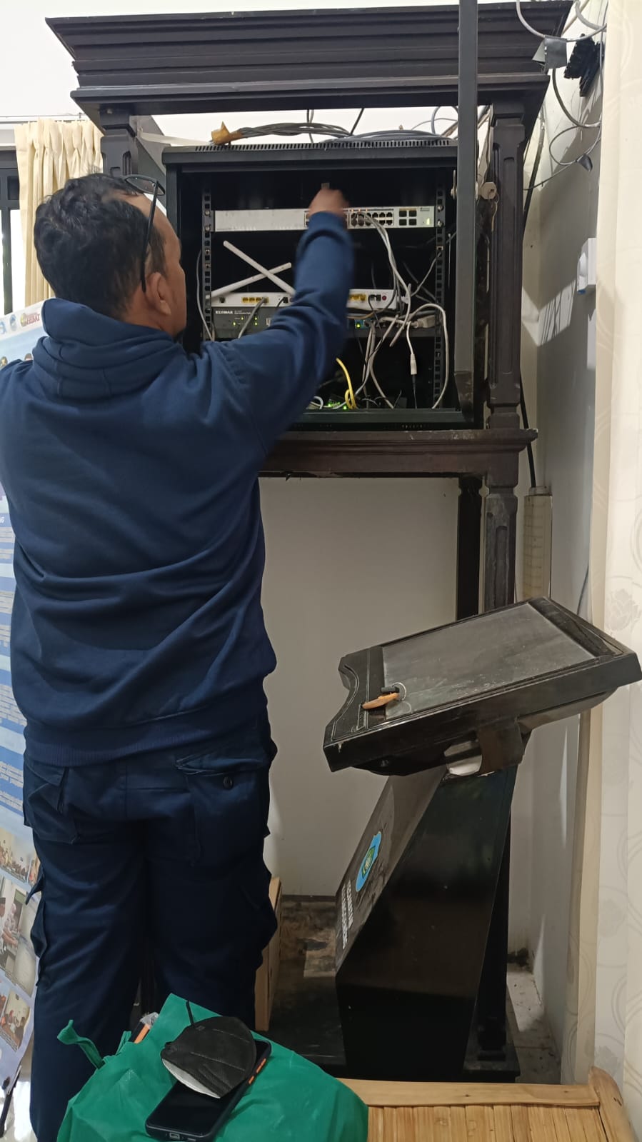 Perbaikan jaringan internet dari Diskominfo