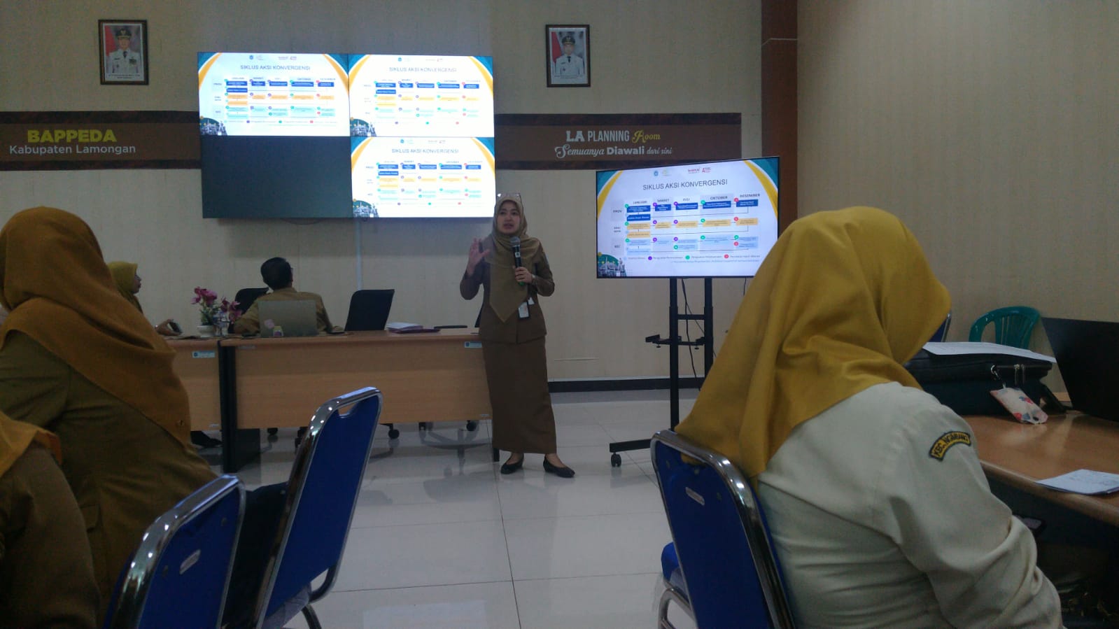 Foto: Sosialisasi pengisian web bangda