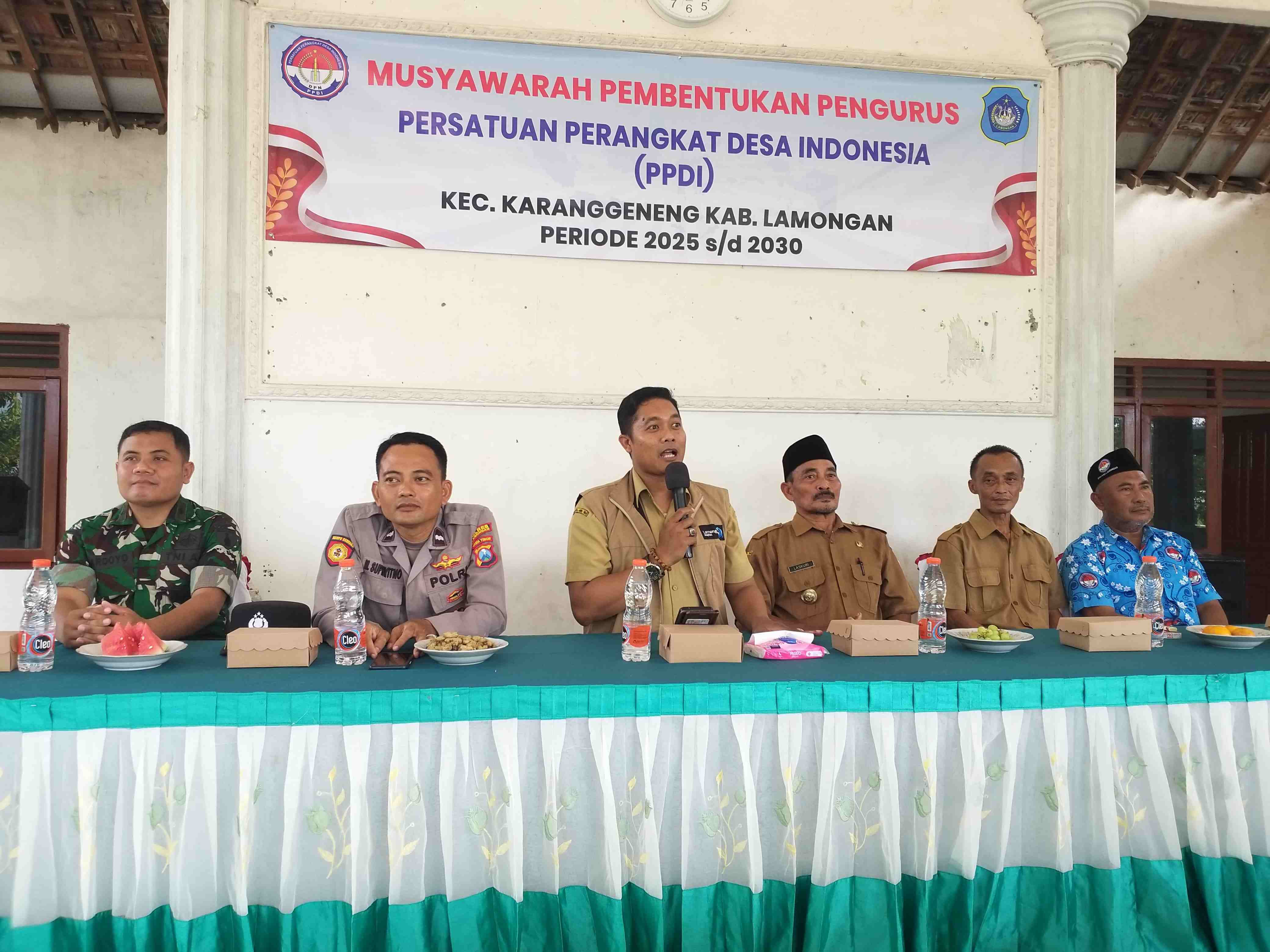 Musyawarah Pembentukan Pengurus Persatuan Perangkat Desa Indonesia (PPDI) Kecamatan Karanggeneng ...