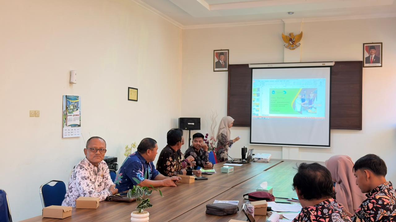 Foto: Presentasi Tata Kelola Kearsipan Desa Sumberwudi dalam Lomba Tertib Arsip Desa/Kelurahan Tingkat Kabupaten Lamongan Tahun 2026