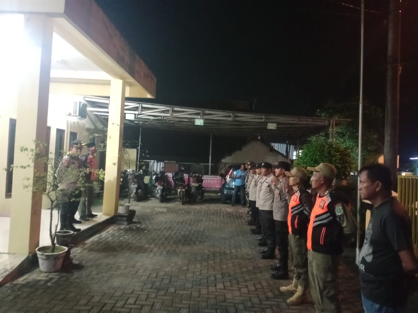 Foto: Apel Siaga Harkamtibmas di Polsek Karanggeneng, Wujud Kesiapsiagaan Jaga Keamanan Wilayah