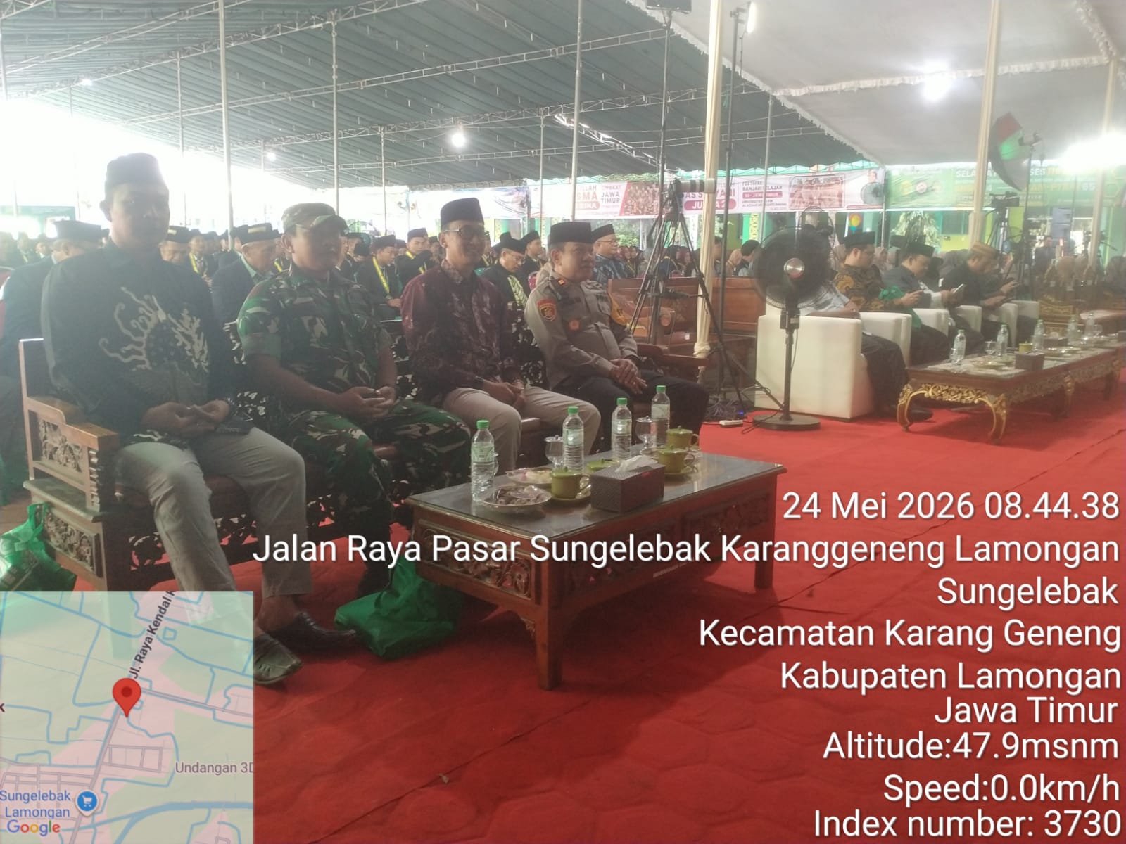 Foto: Camat Karanggeneng Hadiri Haflah Akhirussanah dan Pengukuhan Alumni Ke-55 MA Matholi’ul Anwar Simo Sungelebak
