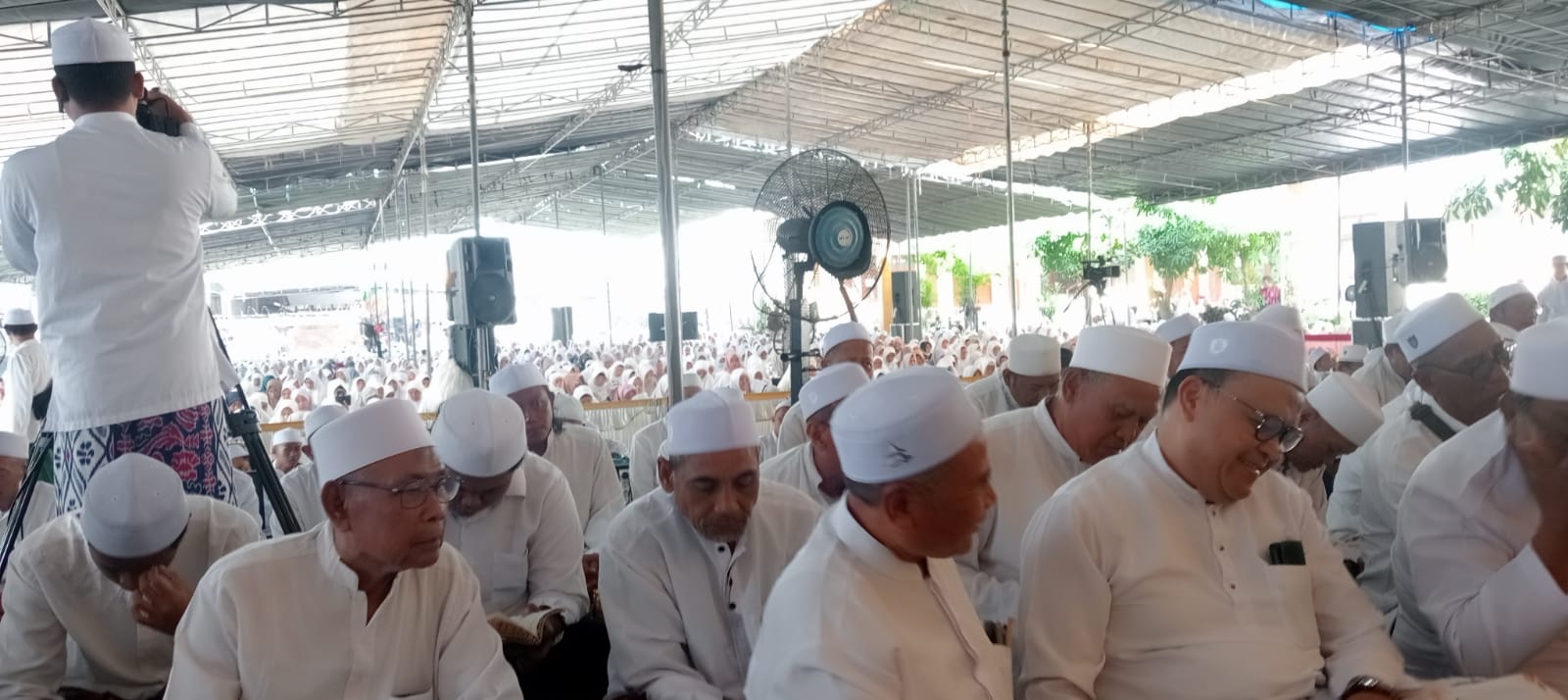 Foto: Majlis Dzikir Maulidurrasul SAW Dan Haul ke 21 KH. M. FADLIL MARZUQI