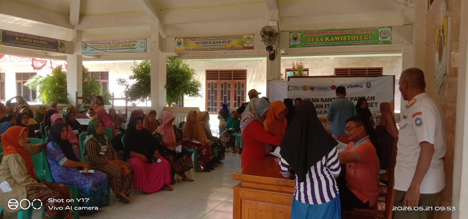 Foto: Pastikan Penyaluran Tepat Sasaran, Monitoring Bantuan Pangan Alokasi Februari–Maret 2026 Dilaksanakan di Desa Kawistolegi