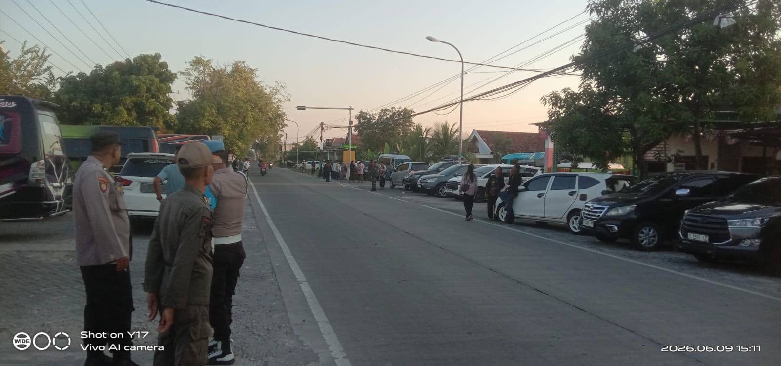 Foto: Pengamanan Kepulangan Jemaah Haji di Desa Sumberwudi Berjalan Lancar dan Kondusif