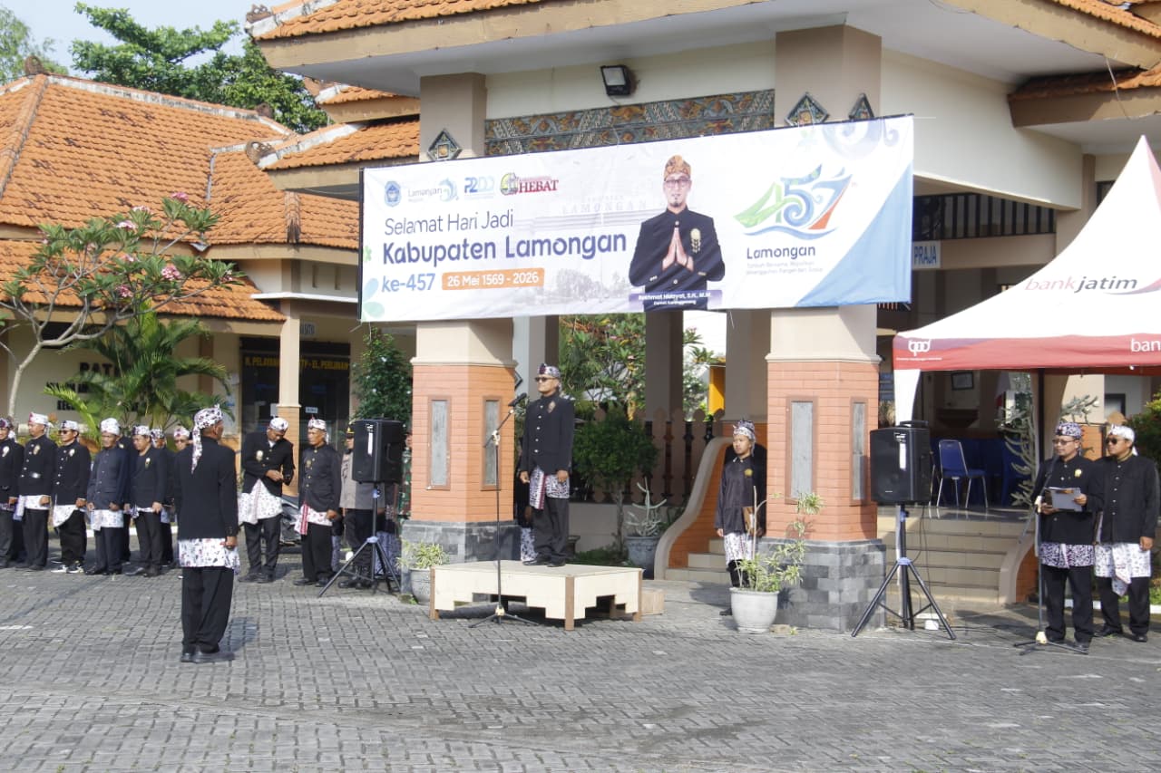 Foto: Peringatan Hari Jadi Kabupaten Lamongan ke-457 di Kecamatan Karanggeneng Berlangsung Khidmat, Menjadi Momentum Memperkuat Semangat Pengabdian dan Pelayanan kepada Masyarakat