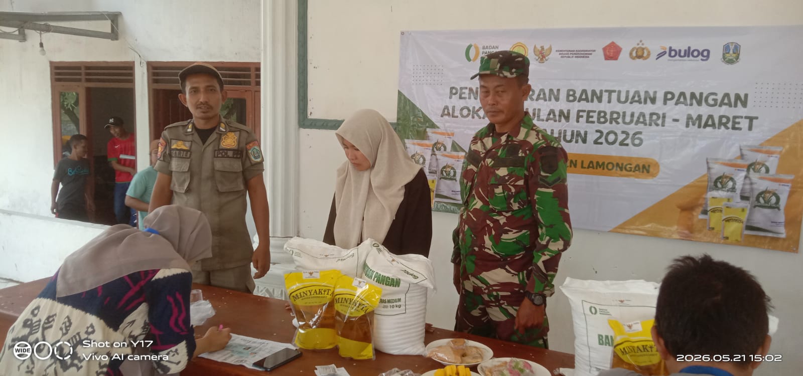 Foto: Monitoring Penyaluran Bantuan Pangan Alokasi Februari–Maret 2026 di Desa Karangrejo, Wujud Komitmen Pelayanan yang Tertib dan Tepat Sasaran