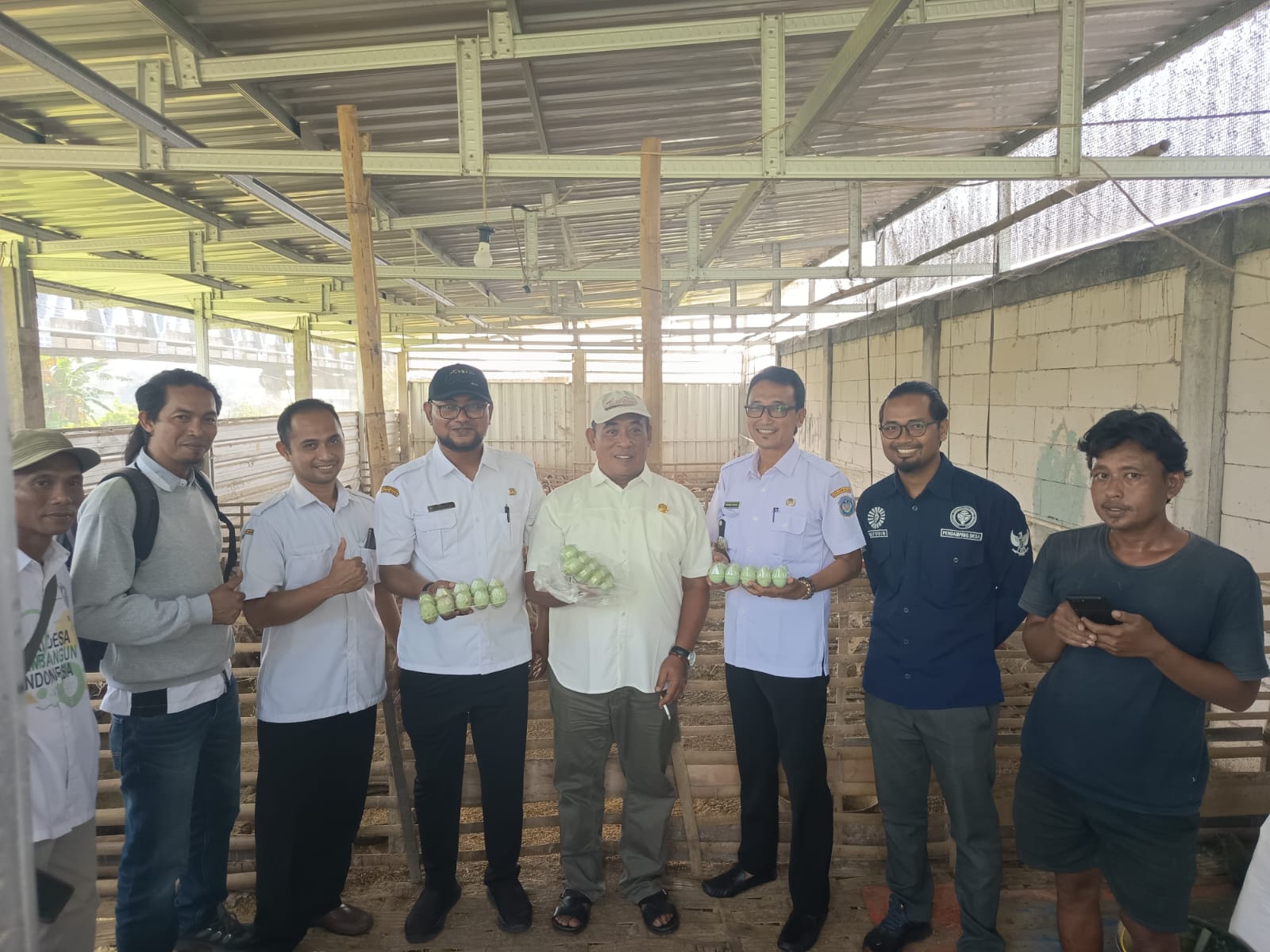 Foto: Camat Karanggeneng Pimpin Langsung Monitoring dan Evaluasi Ketahanan Pangan DD 2025 serta DD Tahap I Tahun 2026 di Desa Karanggeneng