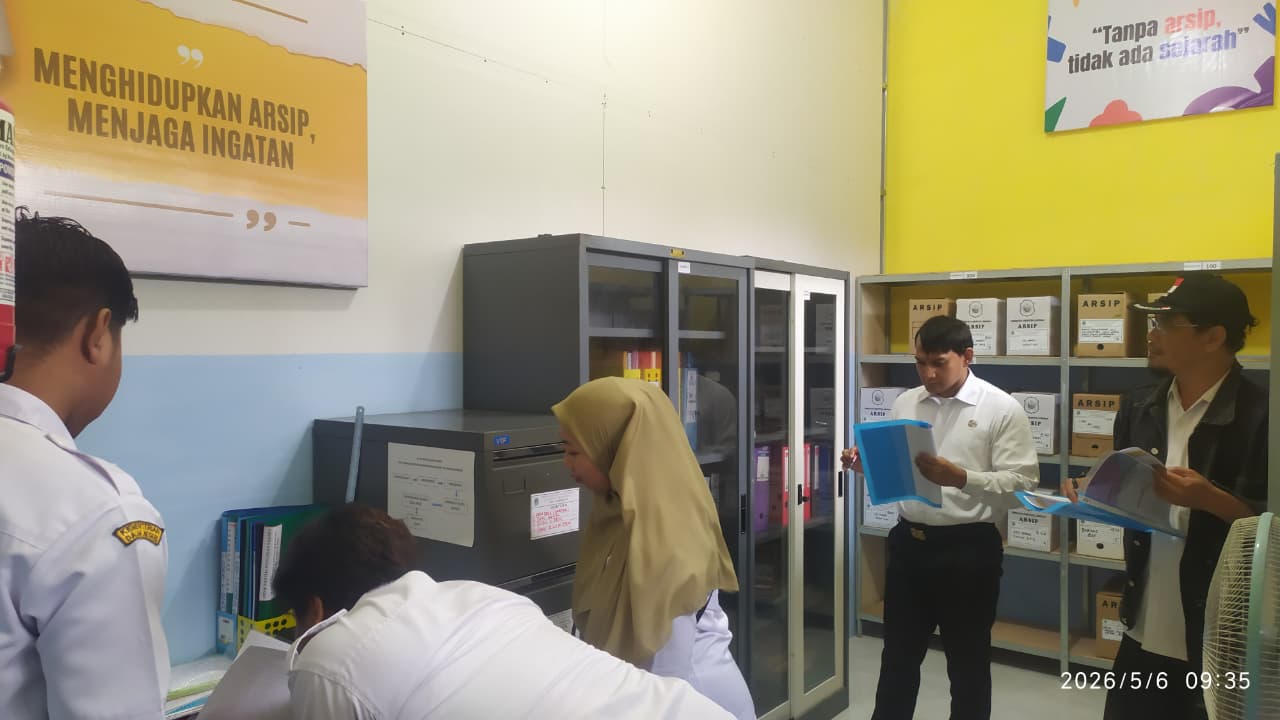 Foto: Verifikasi Lomba Arsip Desa di Desa Sumberwudi oleh Dinas Kearsipan dan Perpustakaan Daerah Kabupaten Lamongan