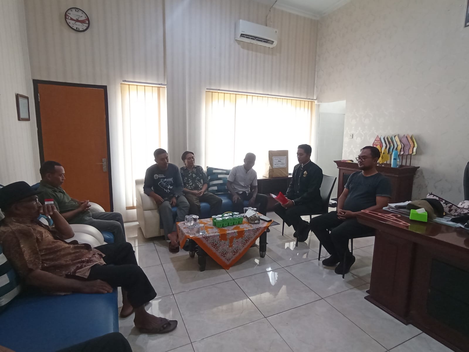 Foto: Koordinasi Bersama di Ruang Camat Karanggeneng Bahas Sinergi dan Pelayanan