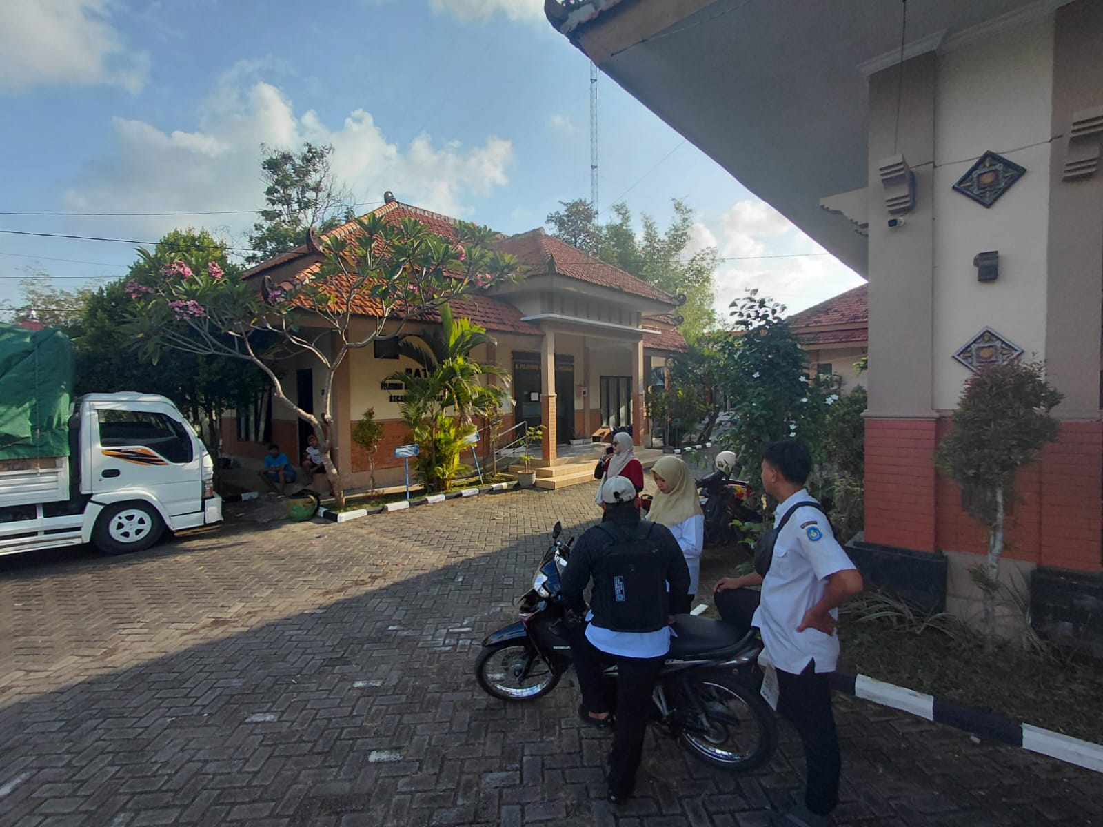 Foto: Monitoring Dropping Bantuan Atensi dari Sentra Margolaras Pati di Kecamatan Karanggeneng