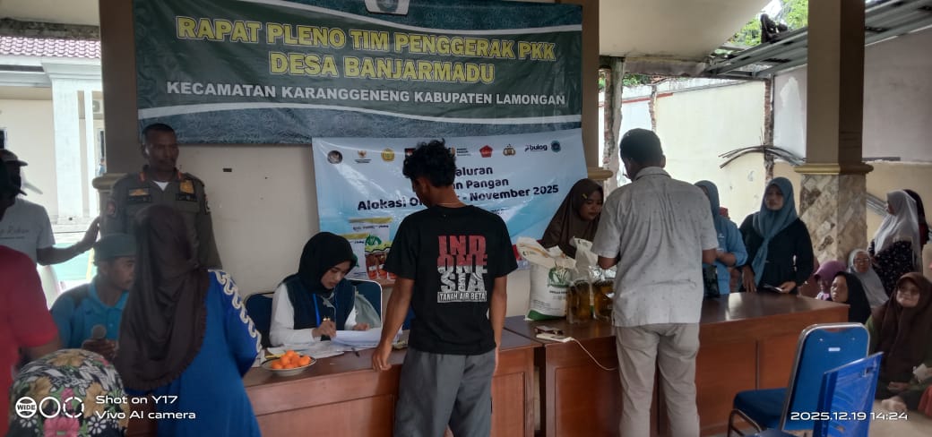 Foto: Monitor penyaluran bantuan pangan alokasi Oktober - November 2025 di desa banjarmadu