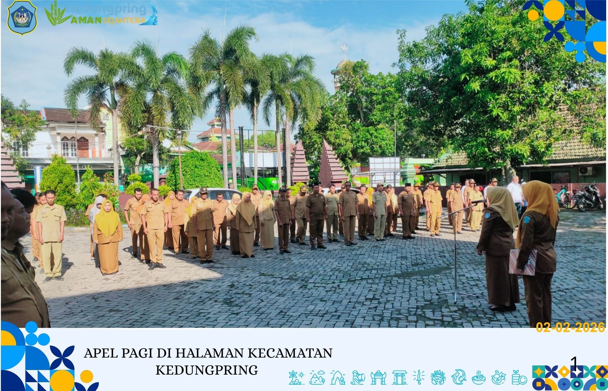APEL PAGI DI HALAMAN KECAMATAN KEDUNGPRING
