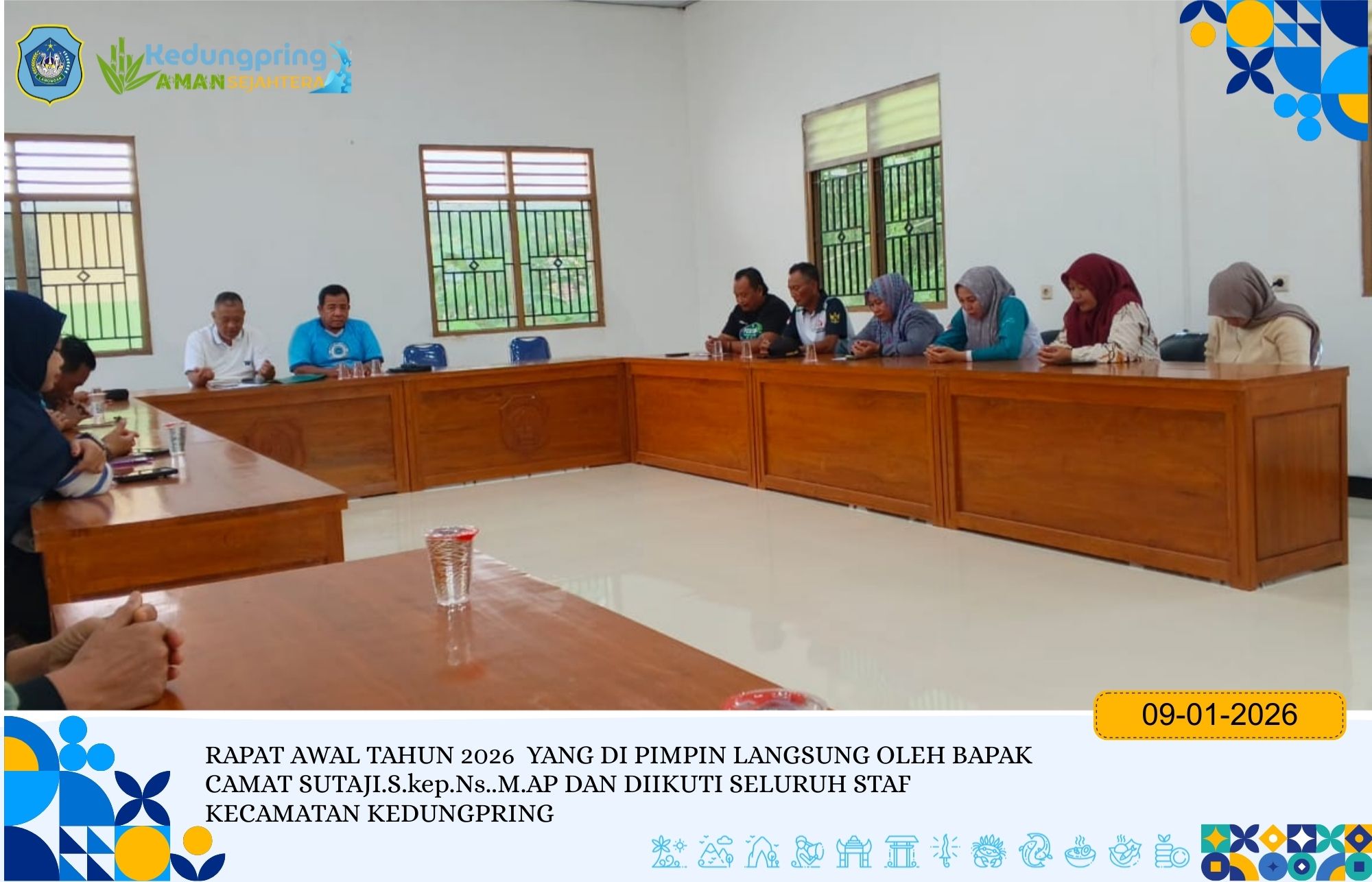 Foto: RAPAT AWAL TAHUN 2026 YANG DI PIMPIN LANGSUNG OLEH BAPAK CAMAT SUTAJI.S.kep.Ns..M.AP DAN DIIKUTI SELURUH STAF KECAMATAN KEDUNGPRING