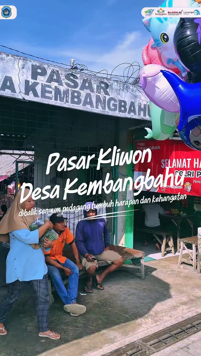 Foto: DI BALIK SENYUM PEDAGANG TUMBUH HARAPAN DAN KEHANGATAN