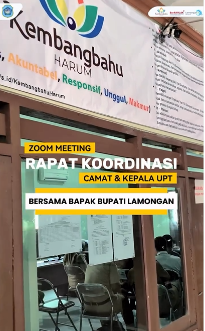 Foto: Camat bersama Kepala UPT Kecamatan Kembangbahu mengikuti Rapat Koordinasi Camat dan Kepala UPT se-Kabupaten yang dipimpin Bapak Bupati Lamongan melalui Zoom Meeting