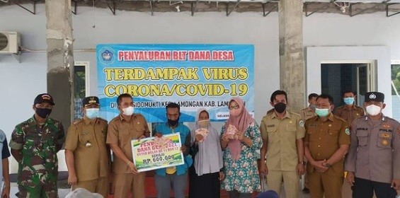 Penyerahan BLT Tahun 2021
