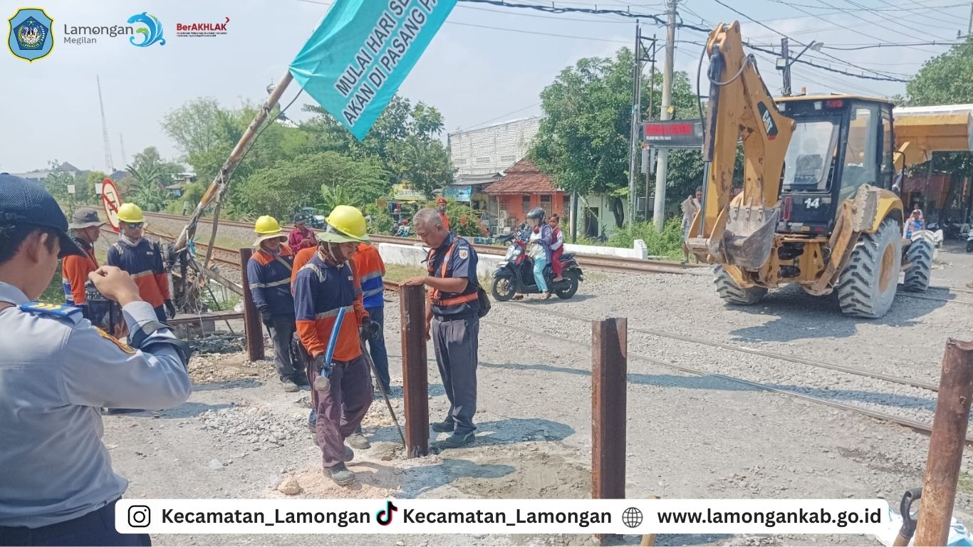 PT KAI Pasang Patok Sterilisasi Kereta Api di Wilayah Kabupaten Lamongan