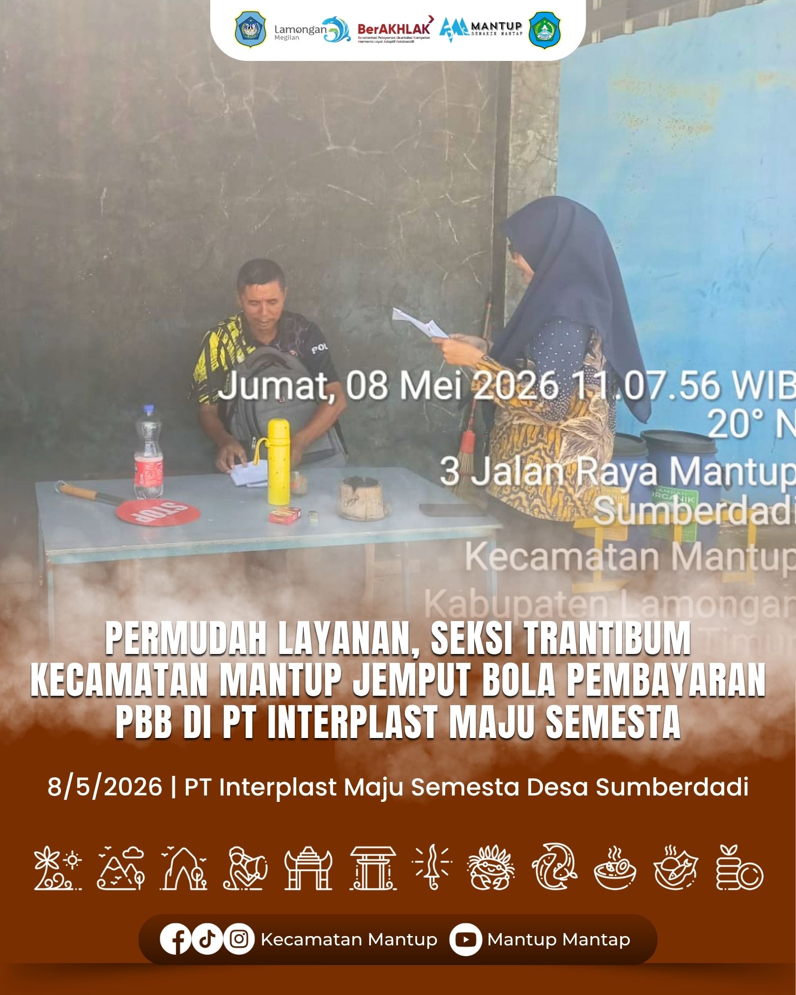 Foto: Permudah Layanan, Seksi Trantibum Kecamatan Mantup Jemput Bola Pembayaran PBB di PT Interplast Maju Semesta Desa Sumberdadi