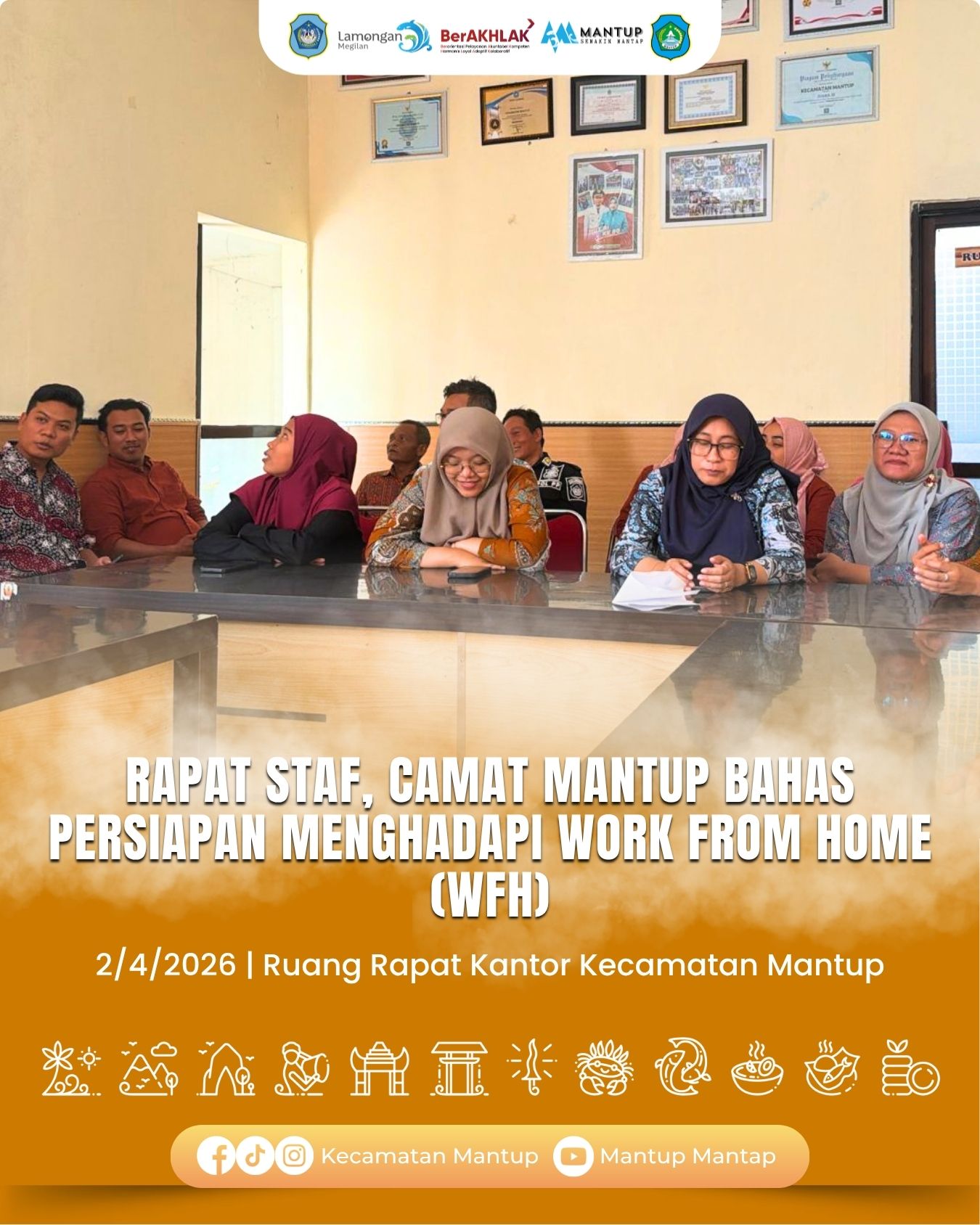 Foto: Rapat Staf, Camat Mantup Bahas Persiapan Menghadapi Work From Home (WFH)