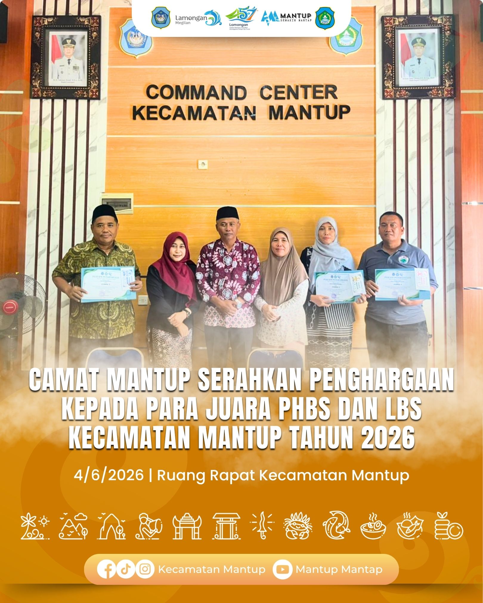 Foto: Camat Mantup Serahkan Penghargaan Kepada Para Juara PHBS dan LBS Kecamatan Mantup Tahun 2026