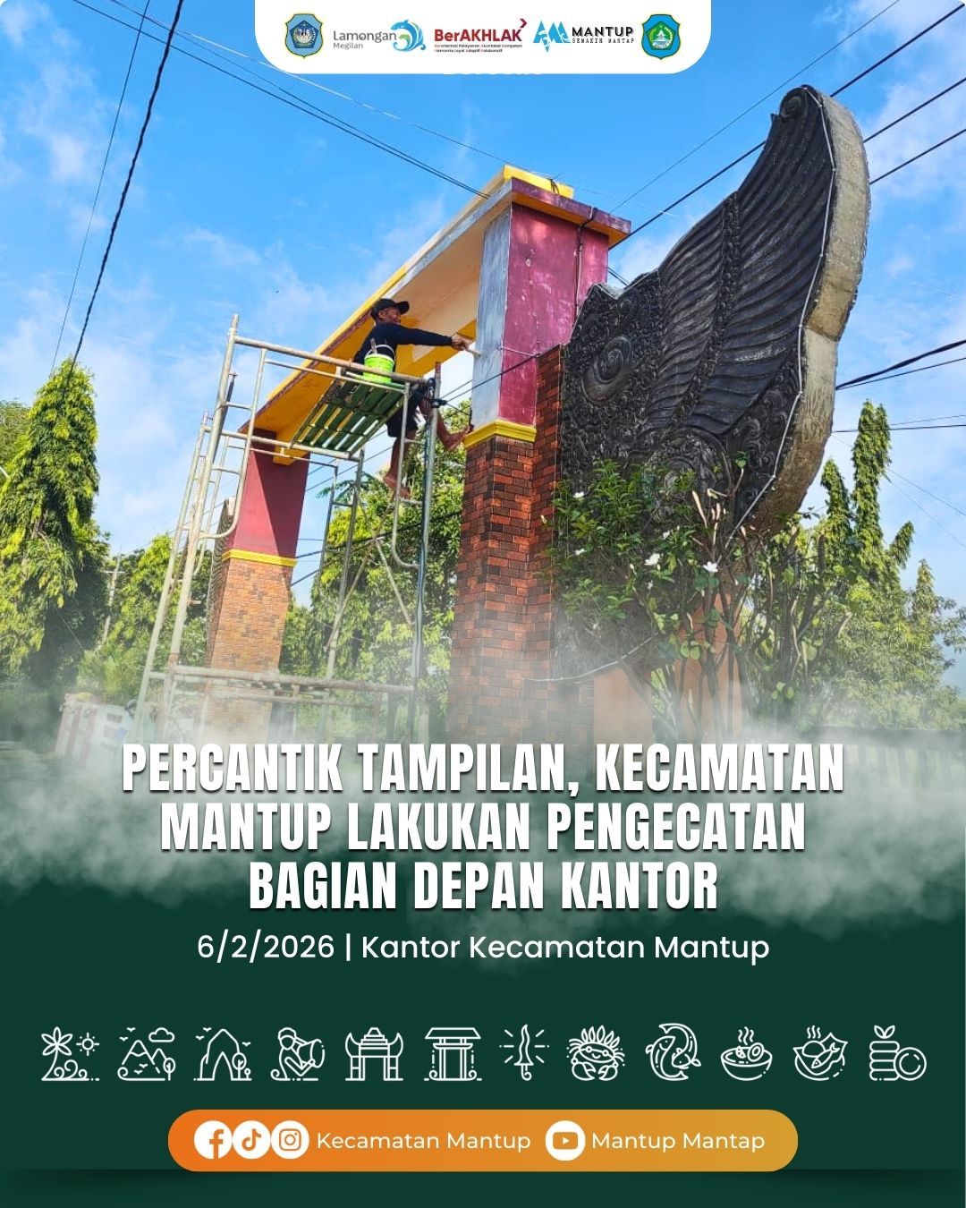 Foto: Percantik Tampilan, Kecamatan Mantup Lakukan Pengecatan Bagian Depan Kantor