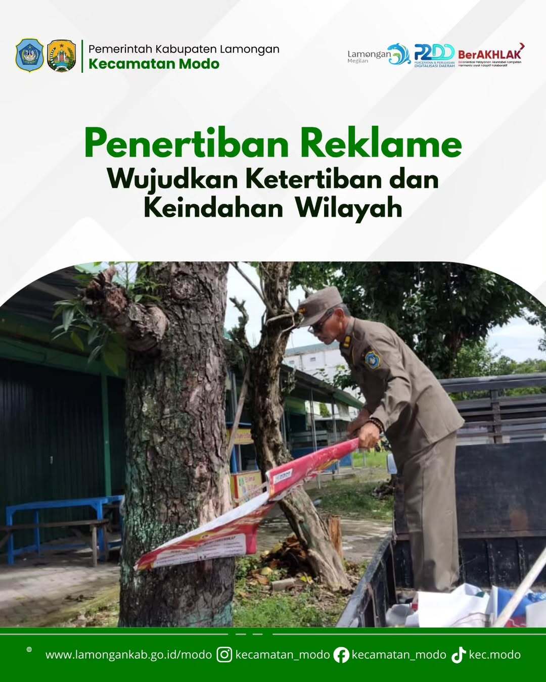 Foto: Penertiban Reklame Wujudkan Ketertiban dan Keindahan Wilayah Kecamatan Modo