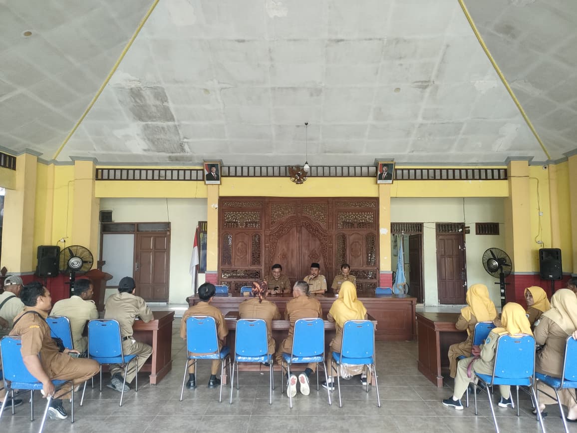 Foto: Kegiatan Rapat Koordinasi bersama Kaur Keuangan Desa