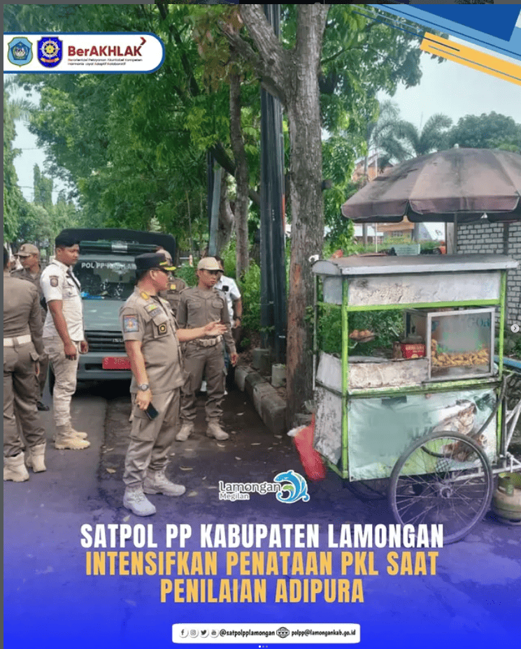 Foto: SATPOL PP KABUPATEN LAMONGAN INTENSIFKAN PENATAAN PKL SAAT PENILAIAN ADIPURA