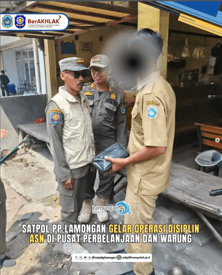 Foto: Satpol PP Lamongan Gelar Operasi Disiplin ASN di Pusat Perbelanjaan dan Warung