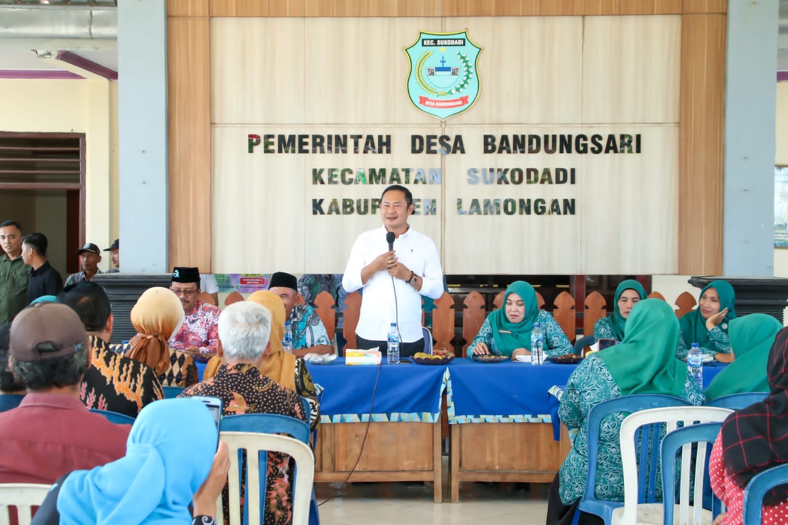 Bupati Yes Jadi Orang Tua Asuh Stunting