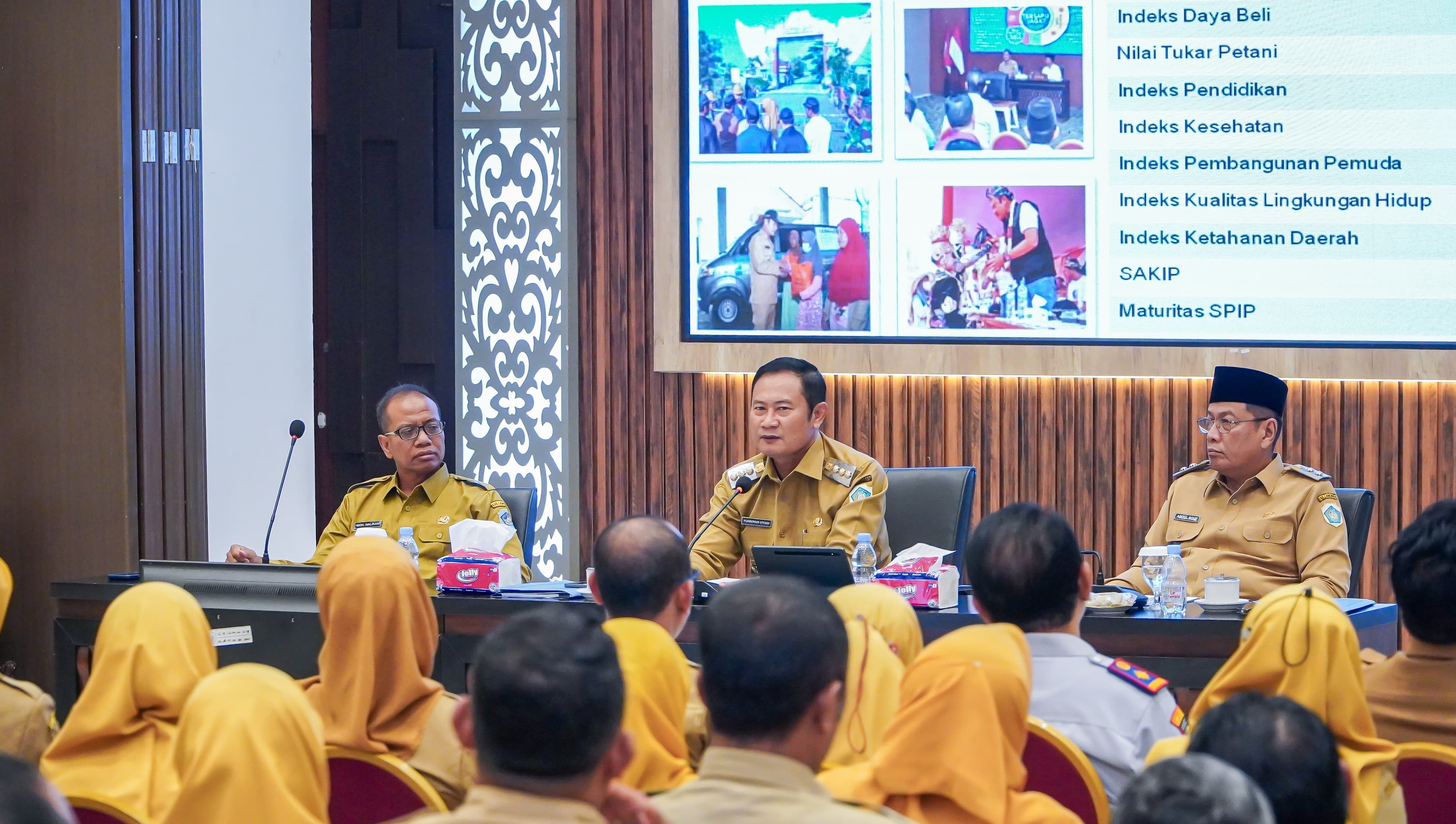 Pimpin Rapat Awal Tahun, Bupati Lamongan Tekankan Penajaman Visi