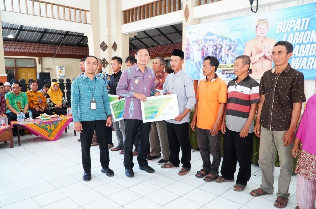 Bupati Lamongan, Launching Program Asuransi Petani Tembakau