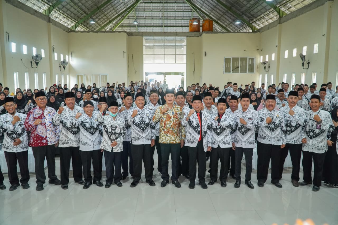 Momentum HGN 2025 Dan HUT PGRI Percepat Kompetensi Hingga Kemampuan Digital Pendidik