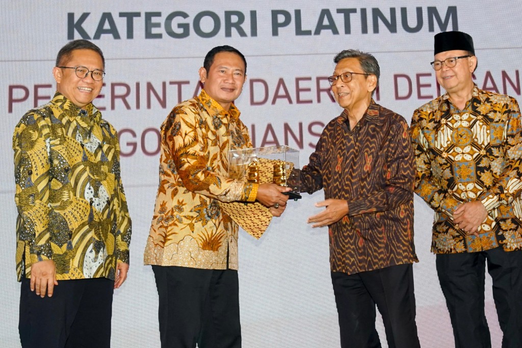 Raih Anugerah Pandu Negeri 2024, Tata Kelola Pemkab Lamongan Diakui Berstandar Internasional