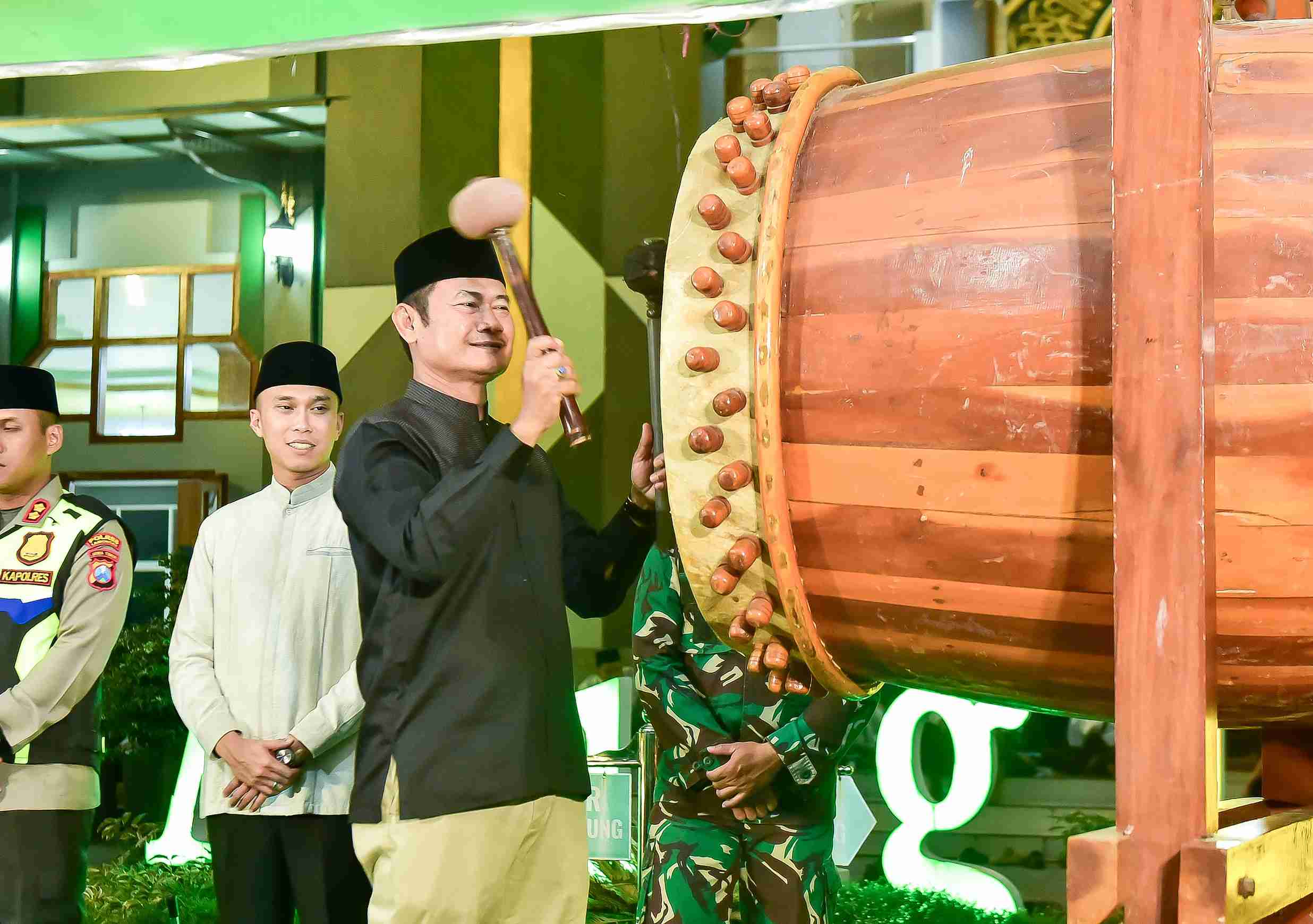 Bupati Lamongan Berangkatkan Takbir Keliling Sambut Hari Raya Idul Adha 1446H