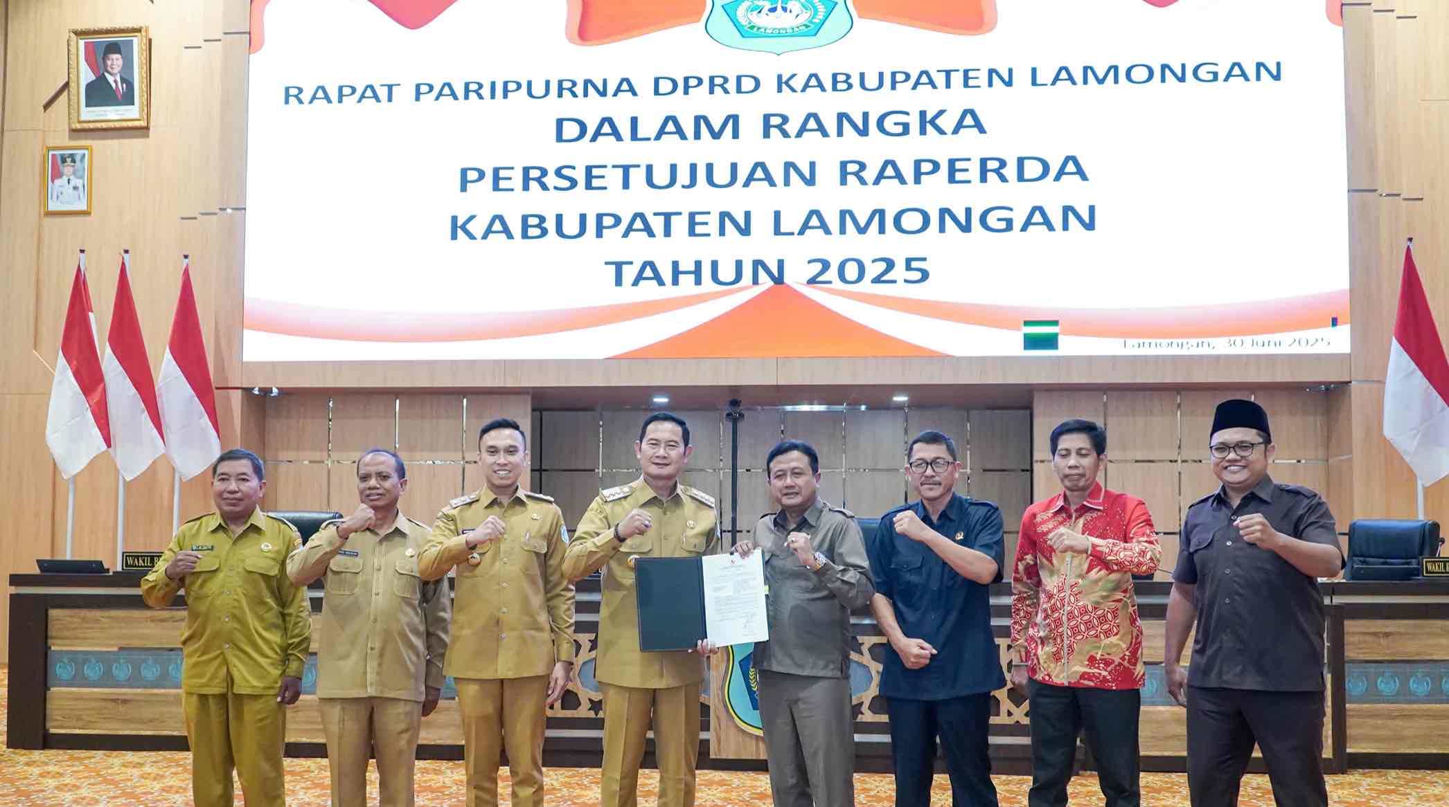 Tujuh Raperda Tahun 2025 Disahkan Menjadi Perda