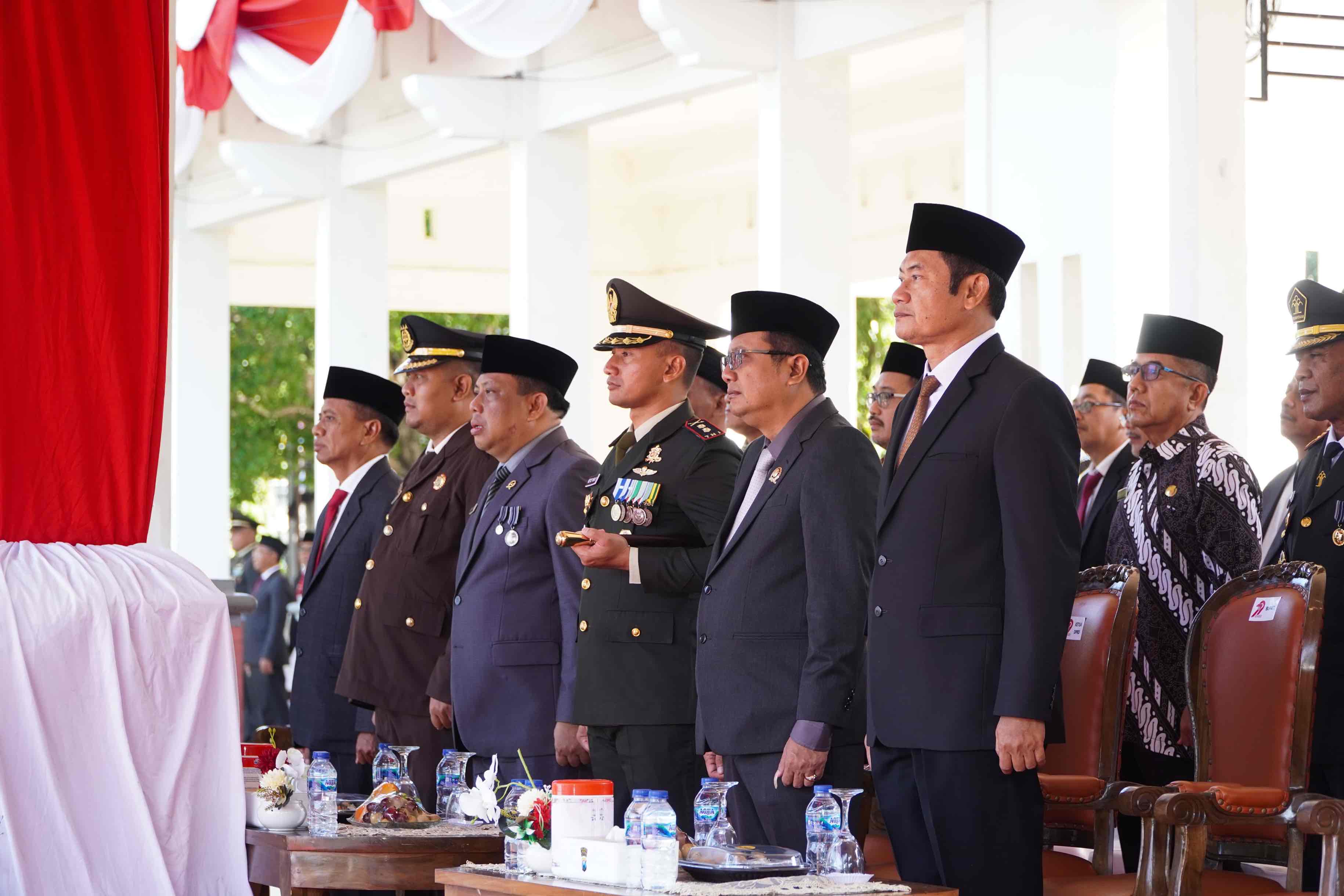 Bupati Yes Apresiasi Kinerja Polri Pada HUT Bhayangkara ke 79