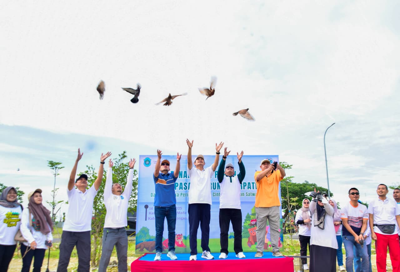 Pemkab Lamongan Lestarikan Tanaman Endemik Pada Peringatan HCPSN 2025